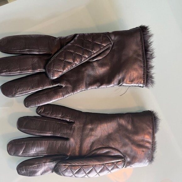 GIORGIO ARMANI - SOFT LEATHER BLACK GLOVES / SIZE SMALL - Picture 3 of 4